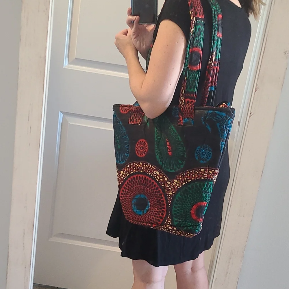 Multi-Colored Tote - Picture 4 of 4